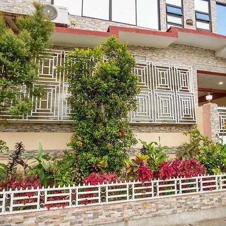 La Belladoza Near Airport Hotell Paranaque City Eksteriør bilde