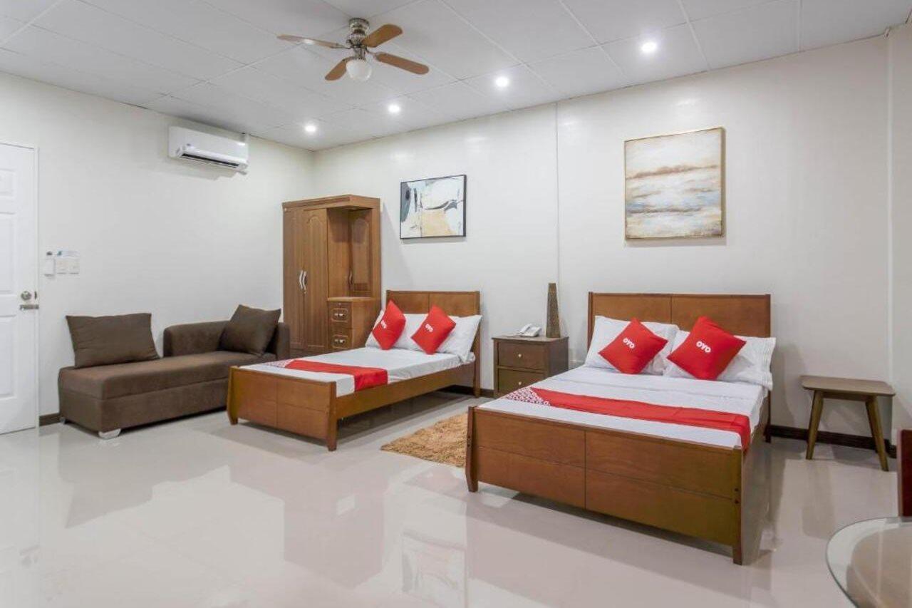 La Belladoza Near Airport Hotell Paranaque City Eksteriør bilde