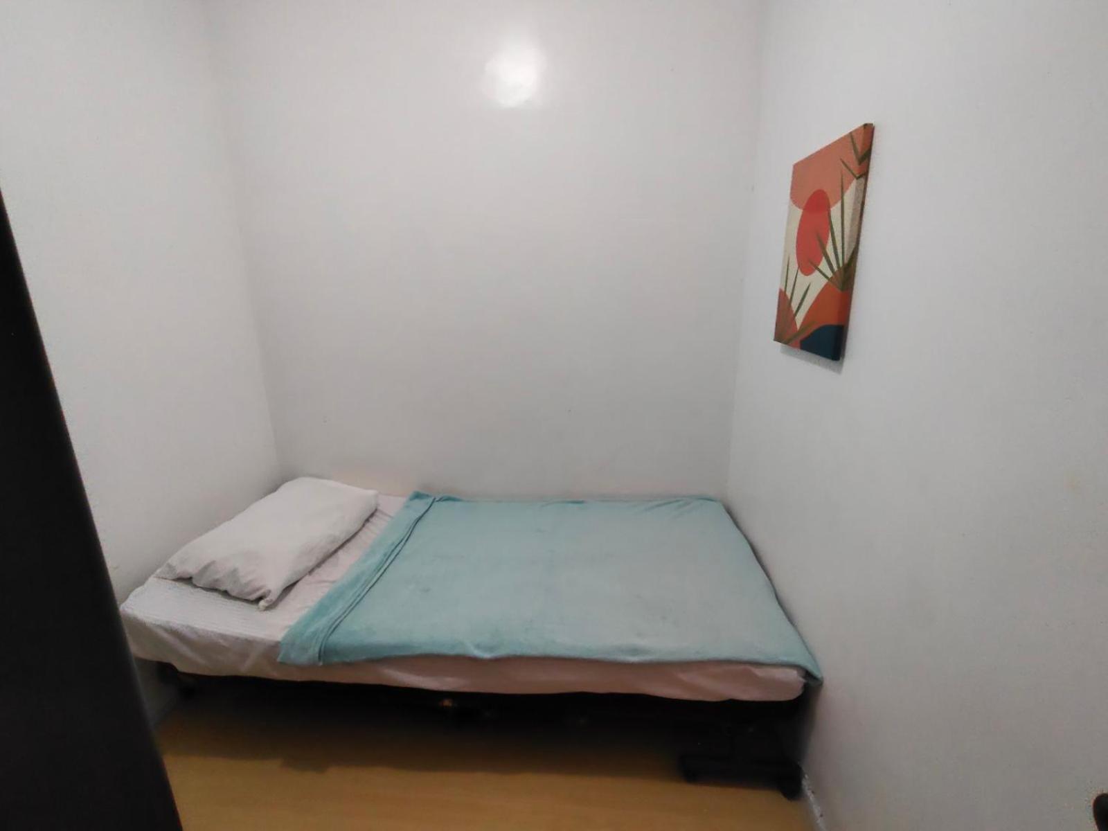 La Belladoza Near Airport Hotell Paranaque City Eksteriør bilde
